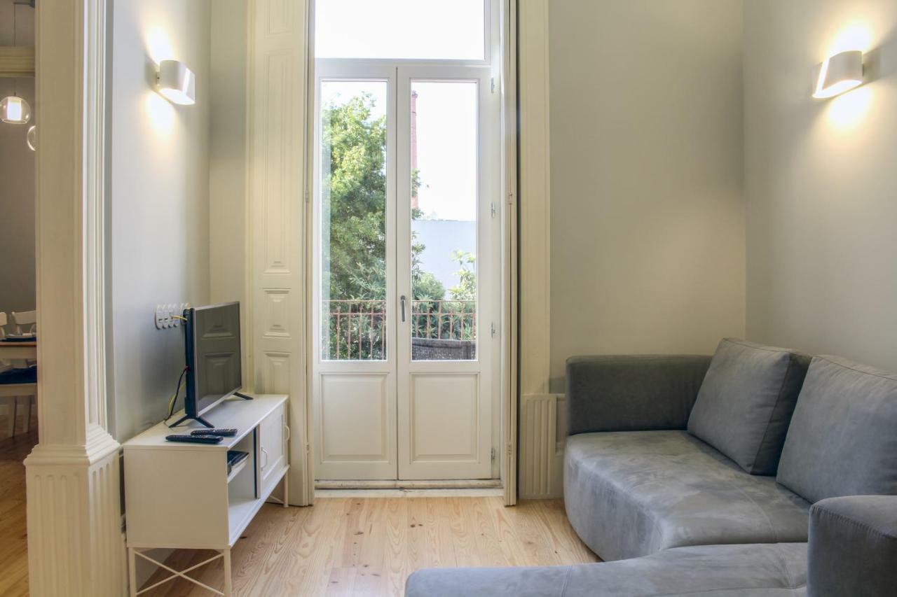 Classic Comfort At Porto Center Exterior foto